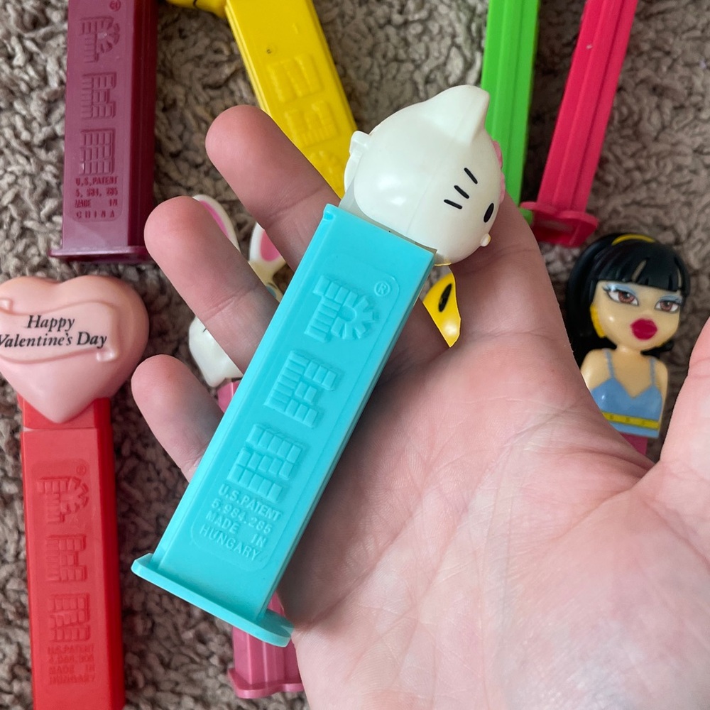 Pez Dispenser Collection‎ - Picture 3 of 4